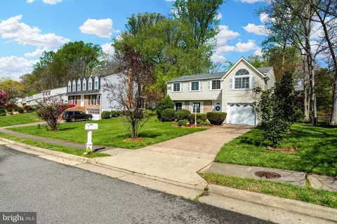 Exterior - 5749 Heming Ave, Springfield, VA 22151 photo 2 of 11