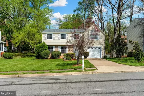 Exterior - 5749 Heming Ave, Springfield, VA 22151 photo 3 of 11