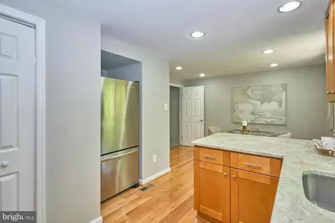 Kitchen - 8694 Bent Arrow Ct, Springfield, VA 22153 photo 3 of 3