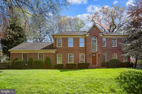 12517 Summer Pl, Oak Hill, VA 20171