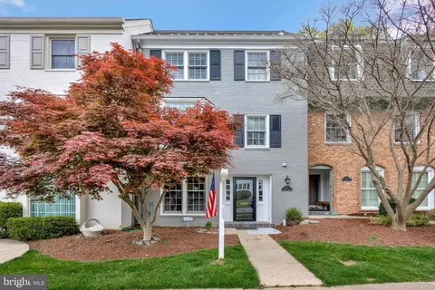 1119 Randolph Rd, Mclean, VA 22101