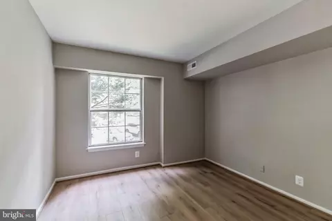 Other - 7680 Tremayne Pl #211, Mclean, VA 22102 photo 6 of 12