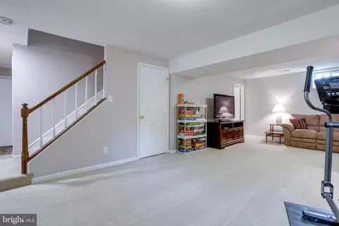 Living - 7413 Brian Run Ct, Springfield, VA 22153 photo 7 of 7