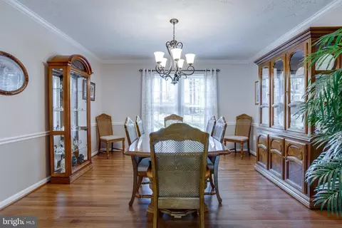 Dining - 7413 Brian Run Ct, Springfield, VA 22153 photo 3 of 3