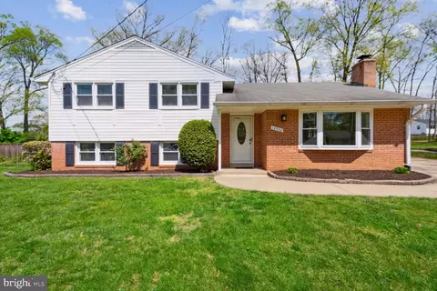 14906 Ritchie Rd, Centreville, VA 20120