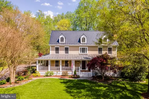 6115 Innisvale Dr, Fairfax Station, VA 22039