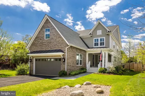 1470 Spring Vale Ave, Mclean, VA 22101