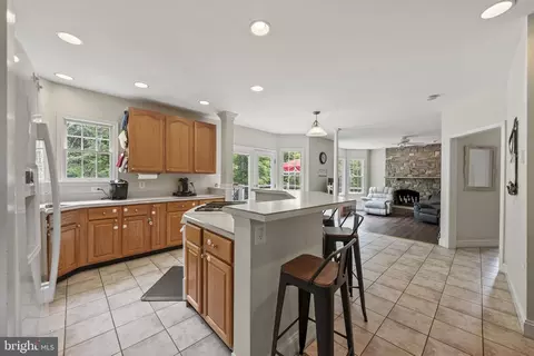 6101 Tobey Ct, Springfield, VA 22150 photo 10
