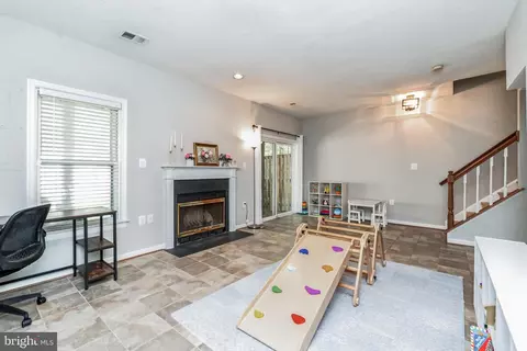 7213 Squirrel Run Ct, Springfield, VA 22152 photo 20