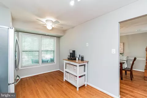 7213 Squirrel Run Ct, Springfield, VA 22152 photo 10