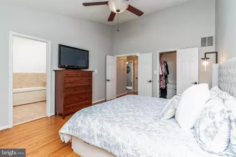 7213 Squirrel Run Ct, Springfield, VA 22152 photo 13