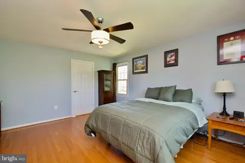 Bedroom - 6215 Winnepeg Dr, Burke, VA 22015 photo 2 of 6