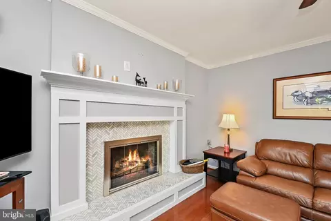 Living - 6215 Winnepeg Dr, Burke, VA 22015 photo 5 of 6