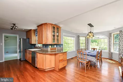 Dining - 6215 Winnepeg Dr, Burke, VA 22015 photo 3 of 3