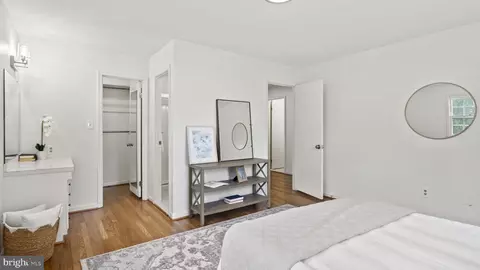 Bedroom - 6909 Sydenstricker Rd, Springfield, VA 22152 photo 3 of 5