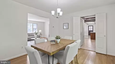 Dining - 6909 Sydenstricker Rd, Springfield, VA 22152 photo 3 of 3