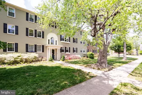 6600 Potomac Ave #B1, Alexandria, VA 22307