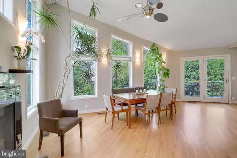 Dining - 7112 Wesley Rd, Springfield, VA 22150 photo 1 of 1