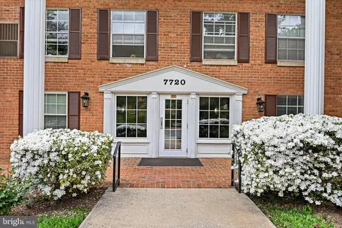 Exterior - 7720 Tremayne Pl #310, Mclean, VA 22102 photo 2 of 17