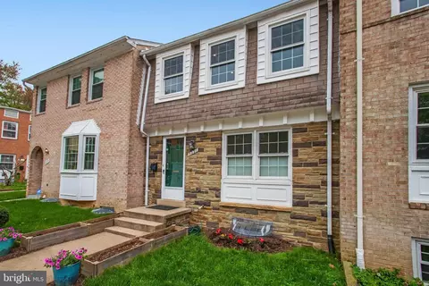 3221 Viscount Ct, Annandale, VA 22003