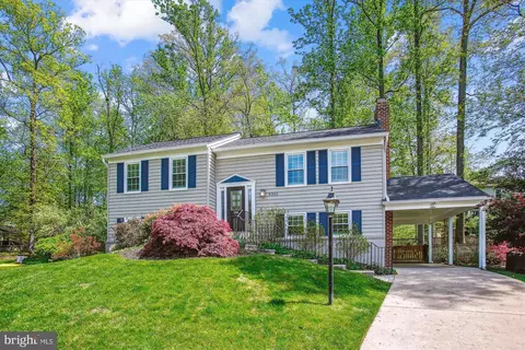 9301 Wynyard Pl, Burke, VA 22015
