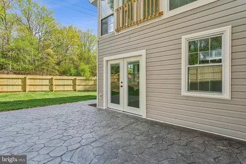 Exterior - 2600 Mountain Laurel Pl, Reston, VA 20191 photo 4 of 6