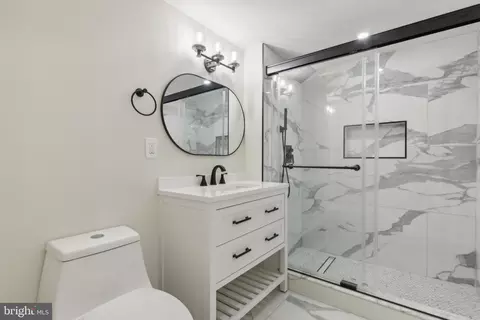 Bath - 2600 Mountain Laurel Pl, Reston, VA 20191 photo 5 of 5