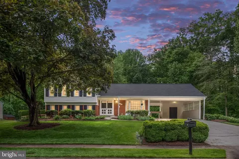 8100 Orville St, Alexandria, VA 22309