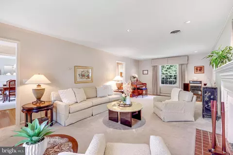 Living - 8008 Falstaff Rd, Mclean, VA 22102 photo 3 of 7