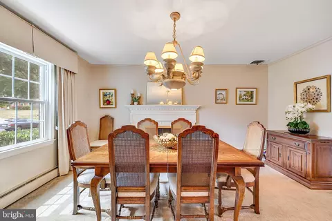 Dining - 8008 Falstaff Rd, Mclean, VA 22102 photo 3 of 3