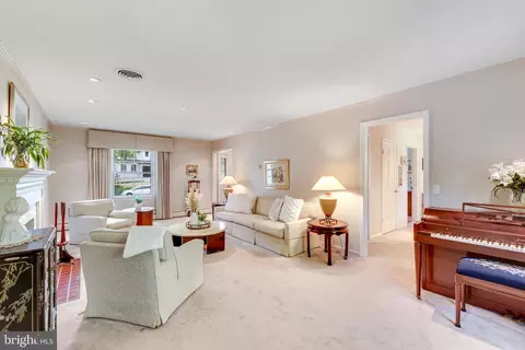 Living - 8008 Falstaff Rd, Mclean, VA 22102 photo 4 of 7