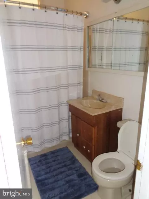 6809 Old Chesterbrook Rd, Mclean, VA 22101 photo 9