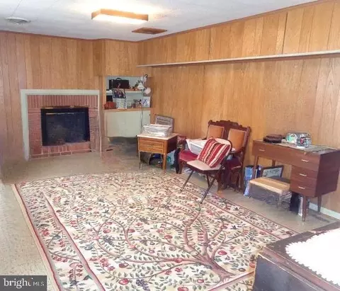 6809 Old Chesterbrook Rd, Mclean, VA 22101 photo 5