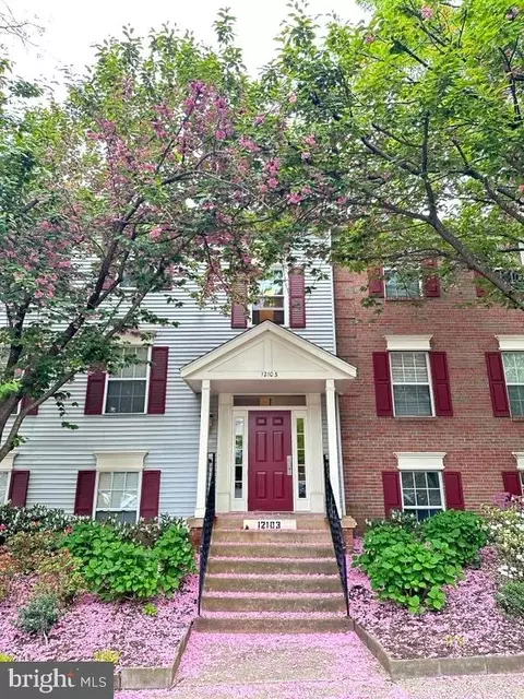 12103 Green Leaf Ct #102, Fairfax, VA 22033