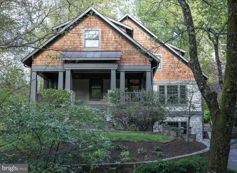 2019 Franklin Ave, Mclean, VA 22101 photo 2
