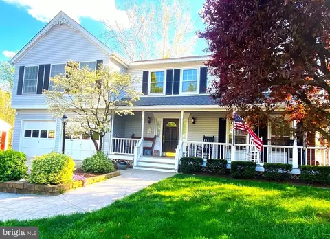 1312 Yellow Tavern Ct, Herndon, VA 20170