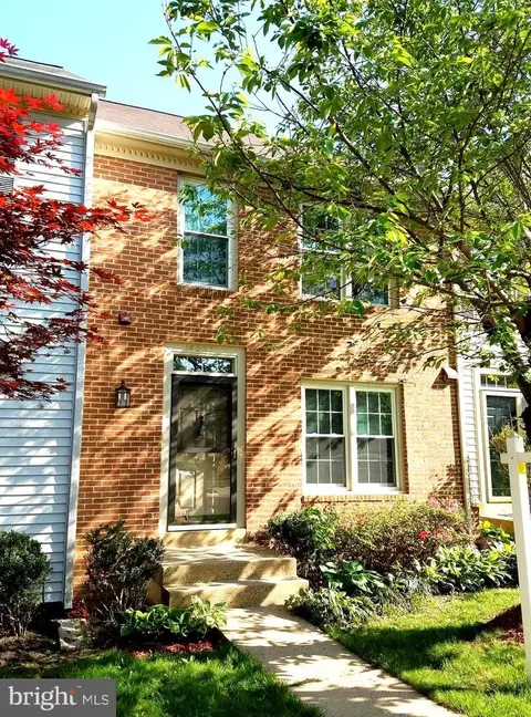 14055 Betsy Ross Ln, Centreville, VA 20121