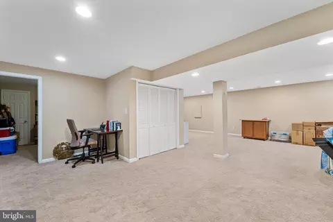Entry Way - 9521 Retriever Rd, Burke, VA 22015 photo 6 of 6