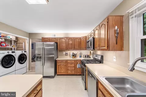 Other - 9521 Retriever Rd, Burke, VA 22015 photo 2 of 14