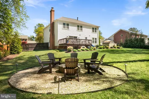 Exterior - 11903 Blue Spruce Rd, Reston, VA 20191 photo 11 of 13