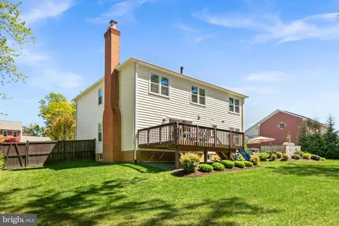 Exterior - 11903 Blue Spruce Rd, Reston, VA 20191 photo 10 of 13