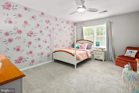 Bedroom - 11903 Blue Spruce Rd, Reston, VA 20191 photo 8 of 10