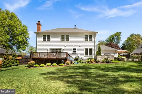 Exterior - 11903 Blue Spruce Rd, Reston, VA 20191 photo 12 of 13