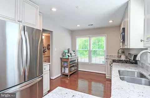 5310 Danbury Forest Dr, Springfield, VA 22151 photo 13