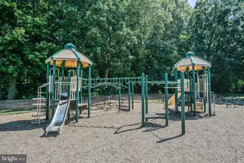 5310 Danbury Forest Dr, Springfield, VA 22151 photo 37