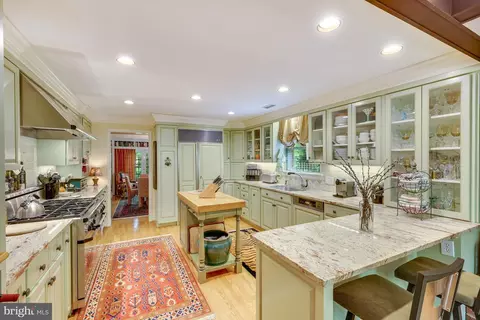 Kitchen - 7028 Arbor Ln, Mclean, VA 22101 photo 2 of 6