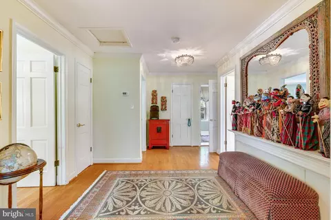 Entry Way - 7028 Arbor Ln, Mclean, VA 22101 photo 4 of 4