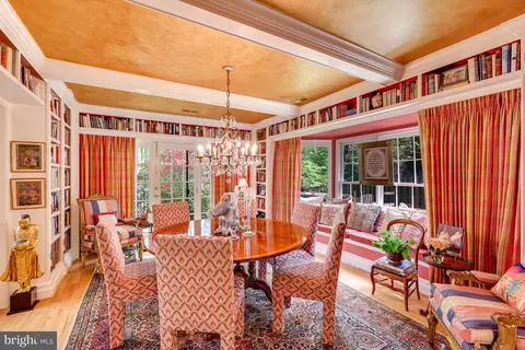 Dining - 7028 Arbor Ln, Mclean, VA 22101 photo 2 of 7