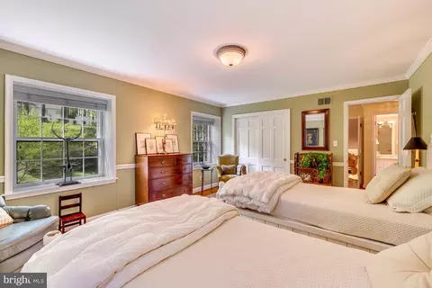 Bedroom - 7028 Arbor Ln, Mclean, VA 22101 photo 8 of 8
