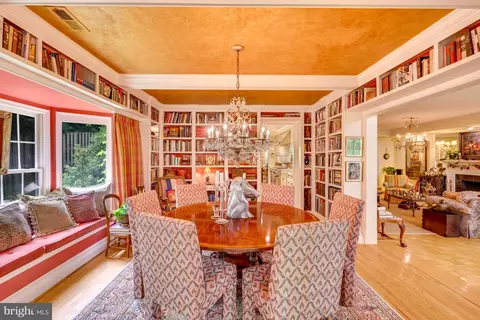 Dining - 7028 Arbor Ln, Mclean, VA 22101 photo 4 of 7